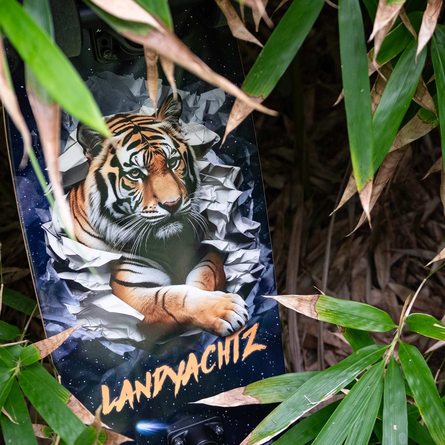 Landyachtz Tugboat Space Tiger Cruiser Longboard Complete