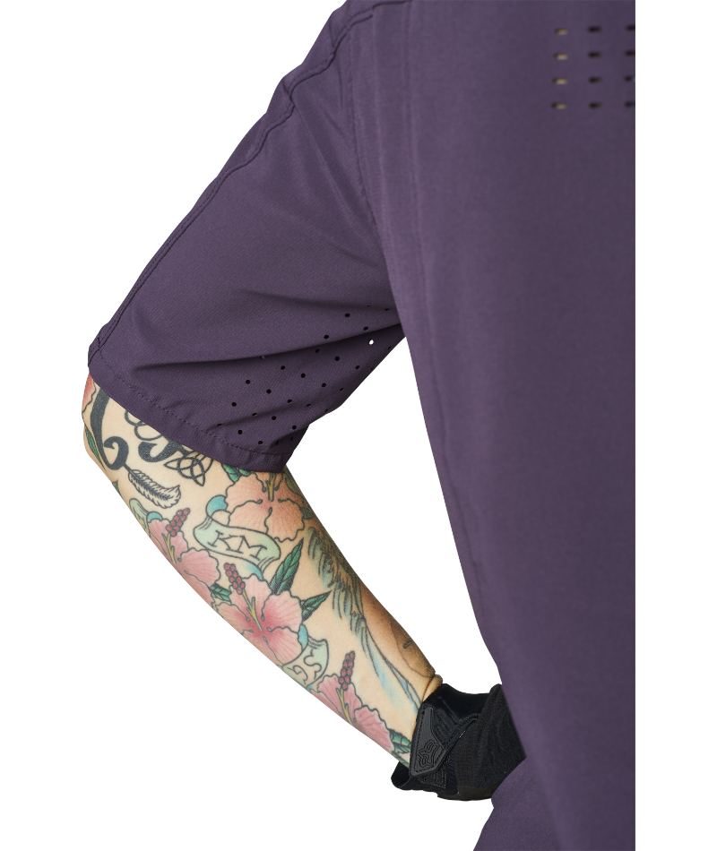 Fox Racing Womans Flexair Woven Short Sleeve Snap Button Up Jersey Dark Purple Underarm and Back Venting