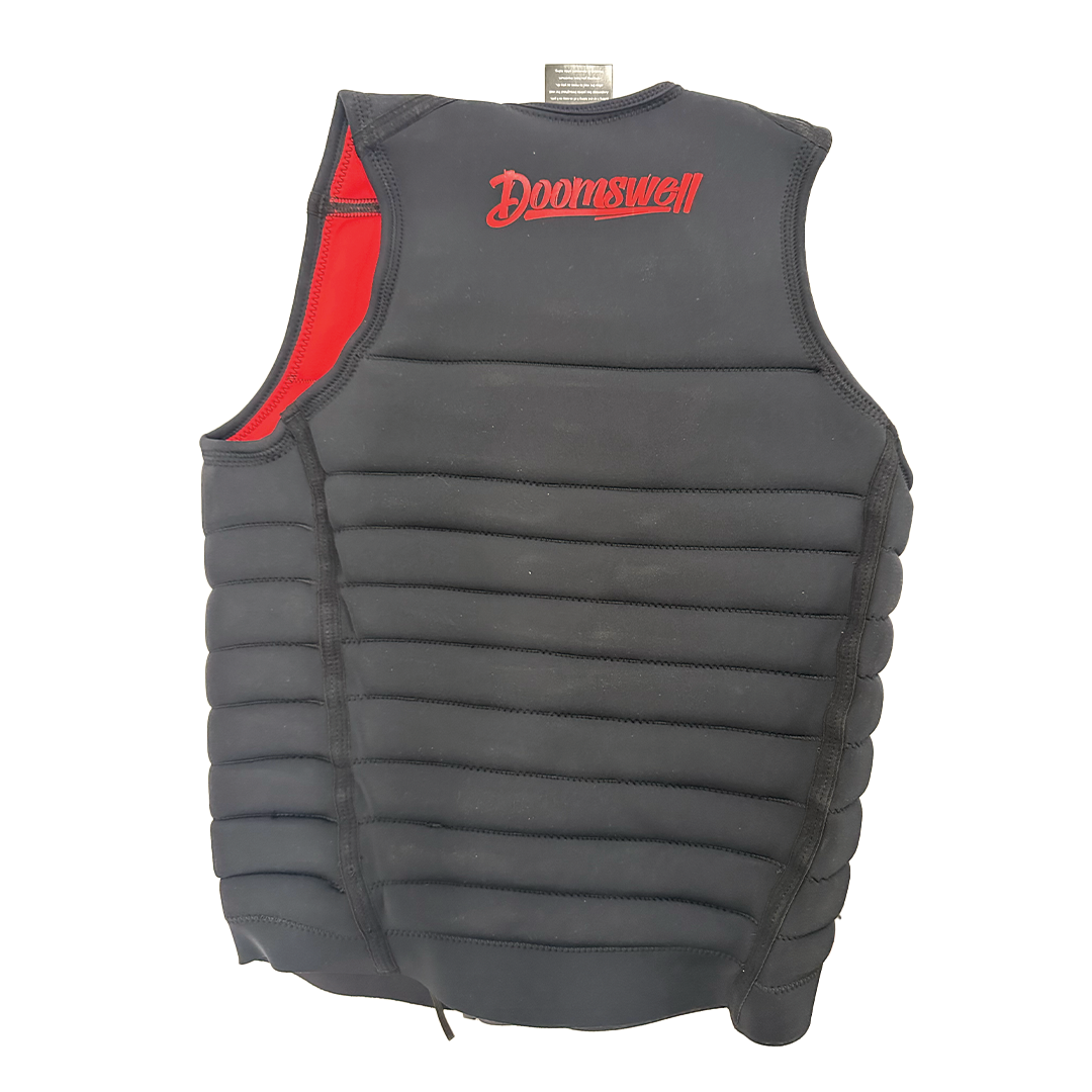 Doomswell Wake Surf Competition Vest, Black/Red