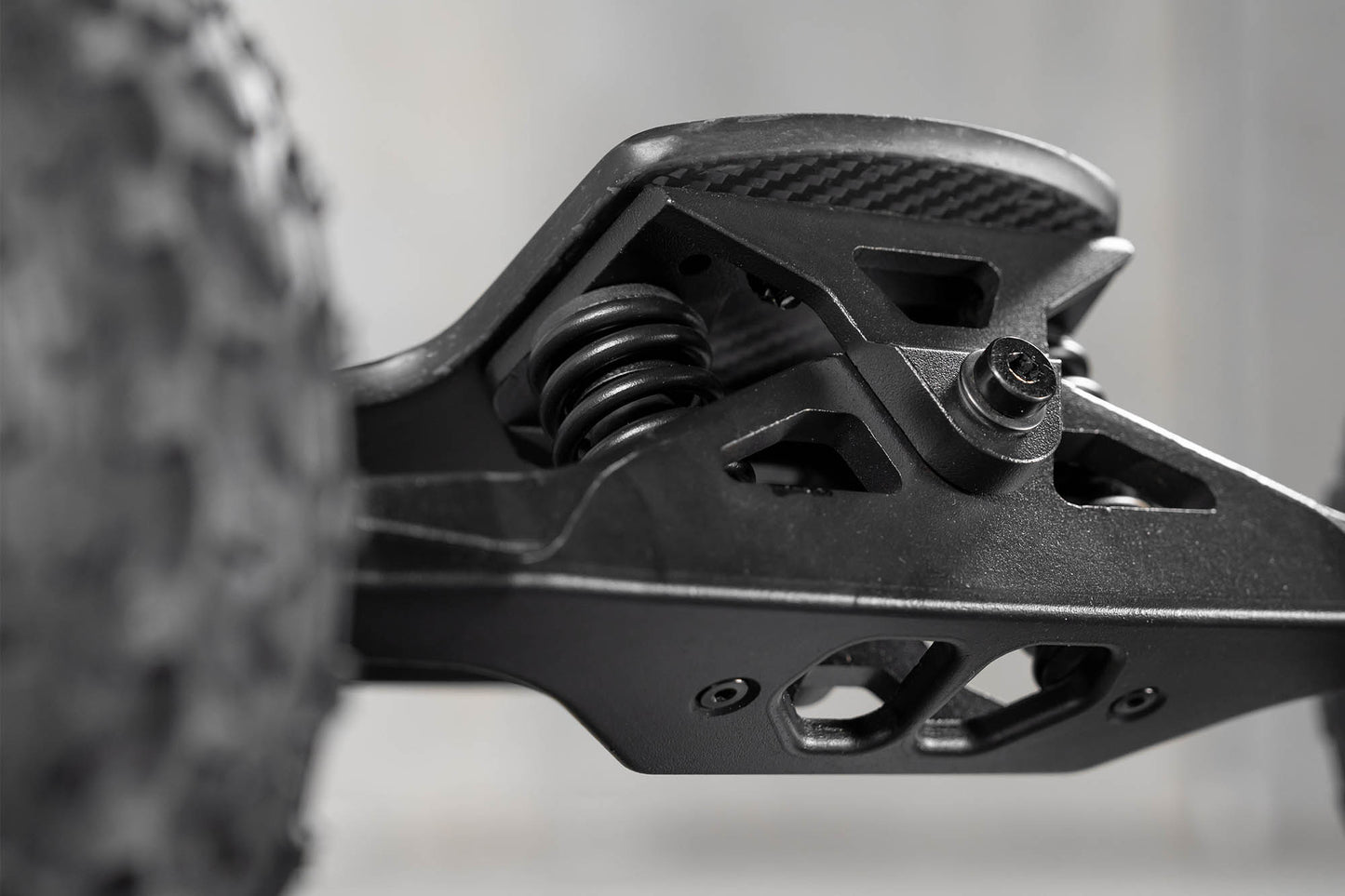 Evolve Skateboards Renegade Diablo All Terrain Electric Skateboard