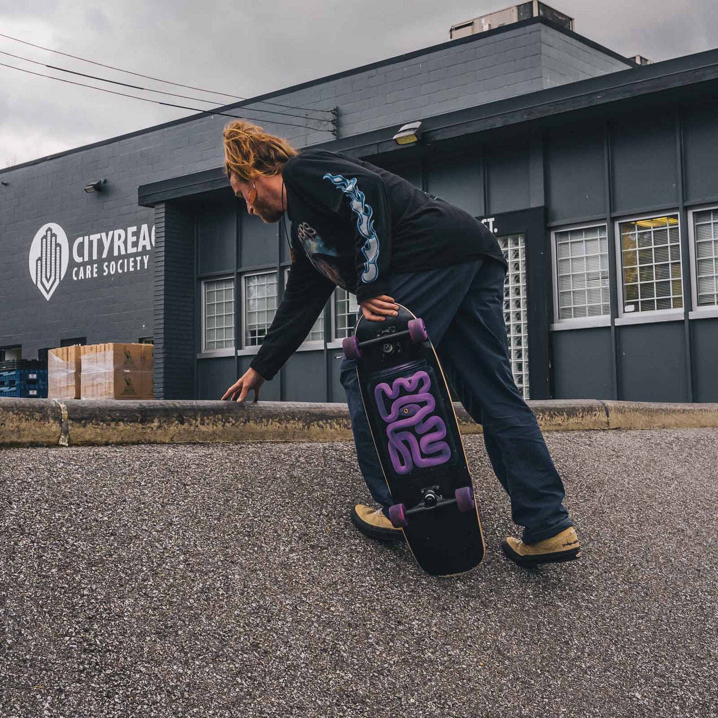 Landyachtz Tugboat Purple Snek Cruiser Longboard Complete