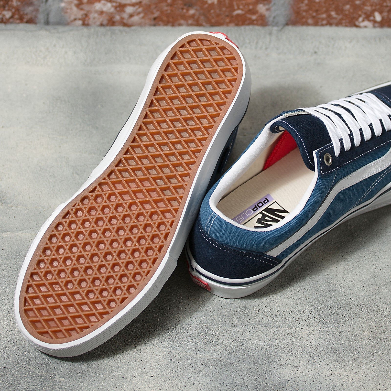 Vans mens womens unisex old skool school low top skateboarding shoes navy/white bottom sole and top