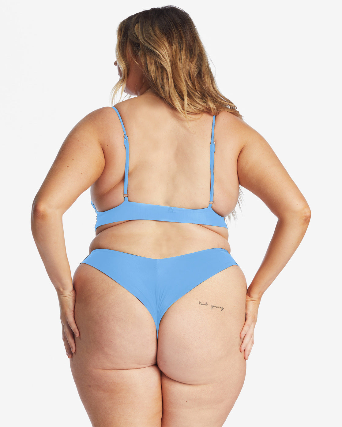 Billabong Sol Searcher Fiji Bikini Bottom Surfside Back; XL | Aubrey is wearing a size XL has a 40" bust, 37" waist, and 46.5" hips